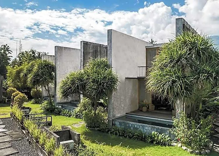 The Tiing Villa
