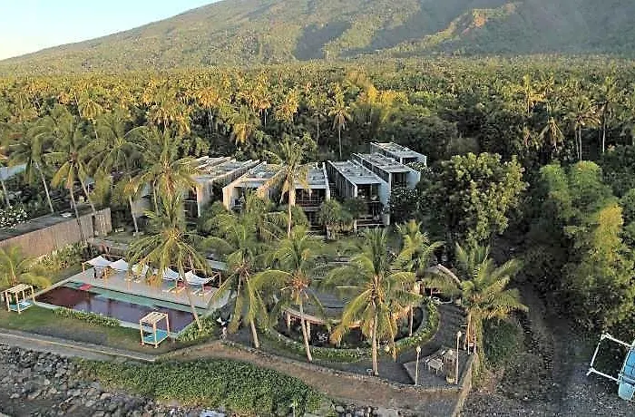 The Tiing Villa